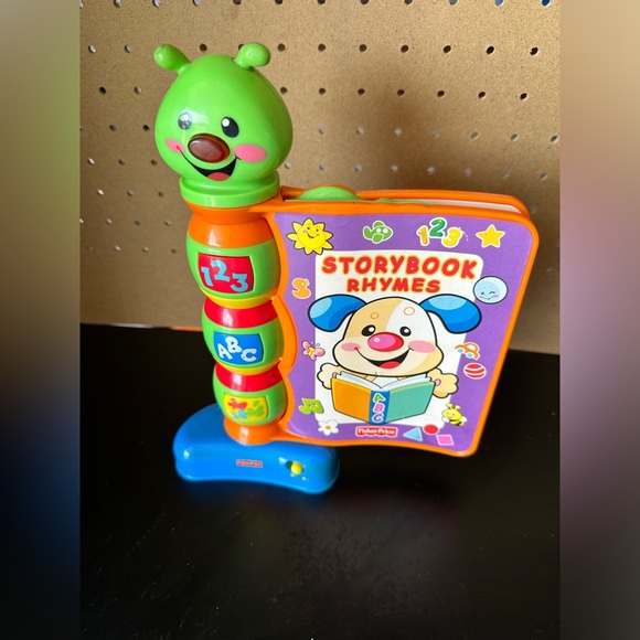 Vintage Fisher Price Laugh and Learn Storybook Rhymes Toy Talking Sounds 2002- - Picture 1 of 6